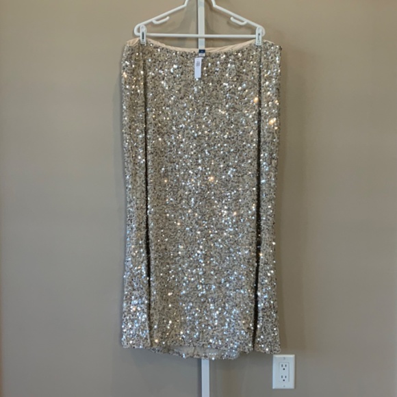 NWT Old Navy Luxe Sequin Maxi Skirt from Holiday Collection - Picture 4 of 13